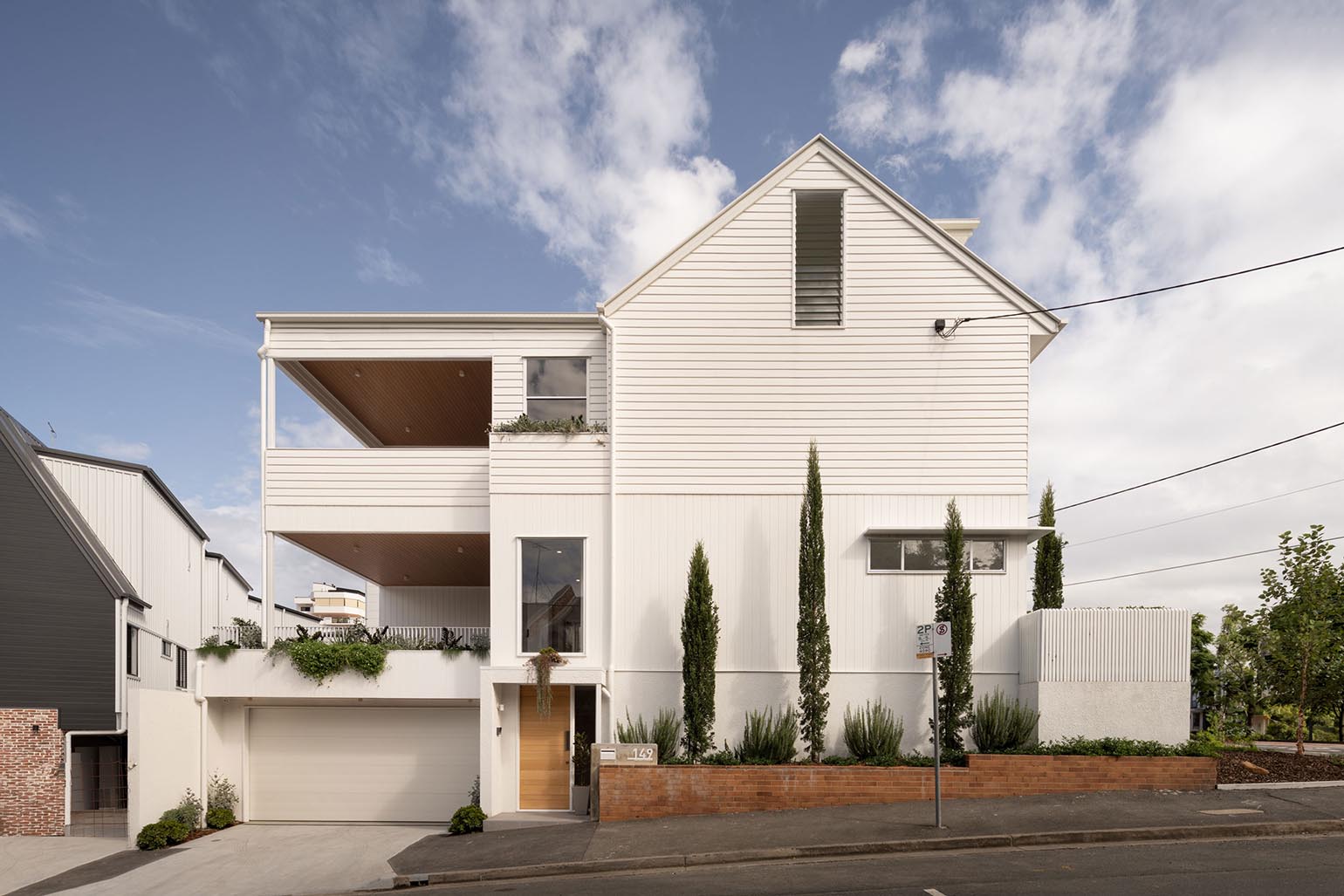 three storey house raise and extension